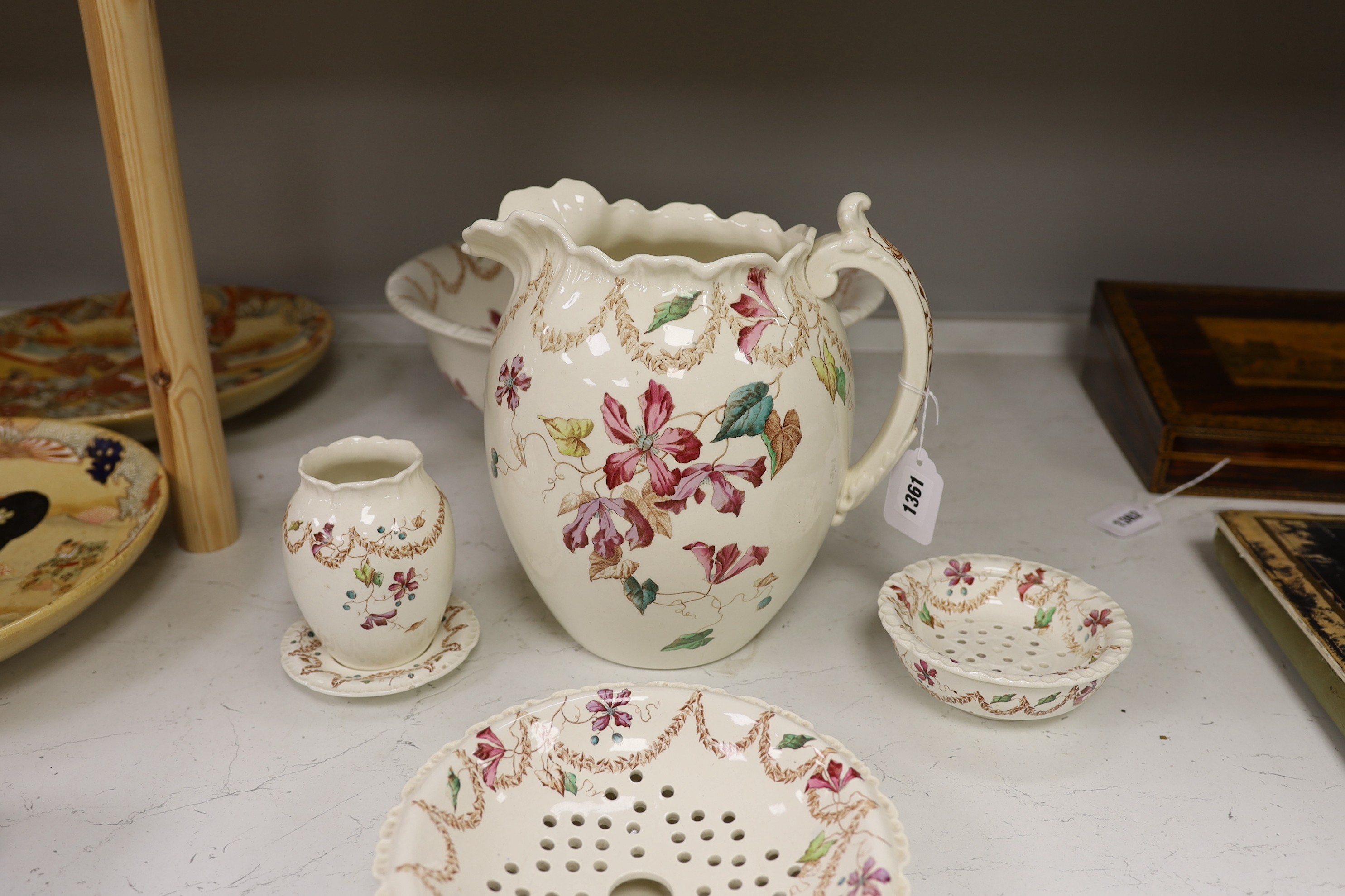 A Copeland Spode Montana pattern washstand set